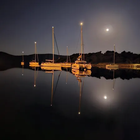 Renovated Stone On The Island Rava, Zadar ヴィラ Mala Rava